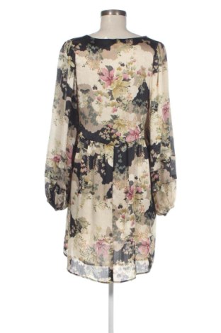 Рокля Mango, Размер M, Цвят Многоцветен, Цена 17,89 €