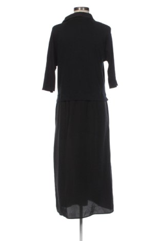 Рокля Marc Cain Sports, Размер M, Цвят Черен, Цена 107,37 €