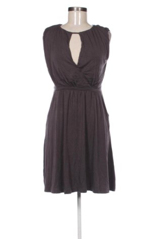 Kleid Mercer & Madison, Größe M, Farbe Grau, Preis € 20,00