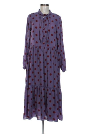 Kleid Monki, Größe M, Farbe Mehrfarbig, Preis 17,99 €