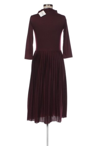 Φόρεμα More & More, Μέγεθος S, Χρώμα Κόκκινο, Τιμή 50,99 €