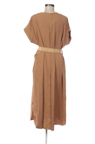 Kleid NEW COLLECTION, Größe 4XL, Farbe Braun, Preis 31,99 €