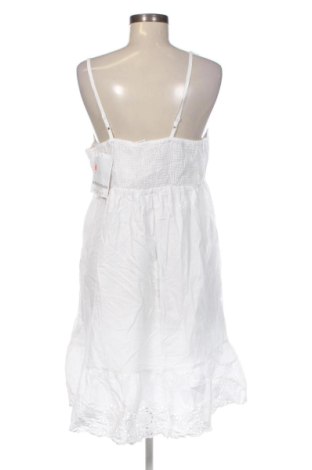 Φόρεμα Okay, Μέγεθος L, Χρώμα Λευκό, Τιμή 37,99 €