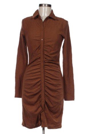 Kleid Pieces, Größe M, Farbe Braun, Preis 22,99 €