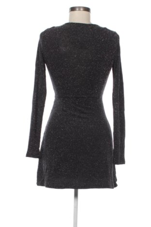 Kleid Pull&Bear, Größe M, Farbe Schwarz, Preis 25,99 €
