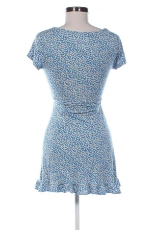 Kleid Pull&Bear, Größe XS, Farbe Mehrfarbig, Preis 25,99 €
