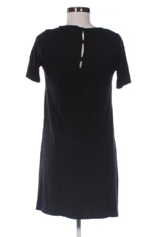 Šaty  Pull&Bear, Veľkosť M, Farba Čierna, Cena  19,95 €