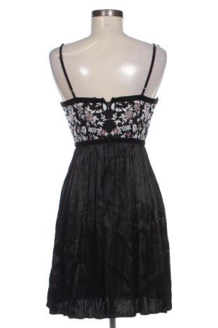 Kleid Review, Größe XS, Farbe Schwarz, Preis 64,99 €