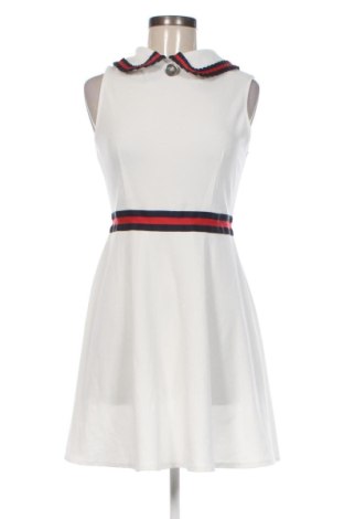 Ruha Shk, Méret M, Szín Fehér, Ár 8 264 Ft
