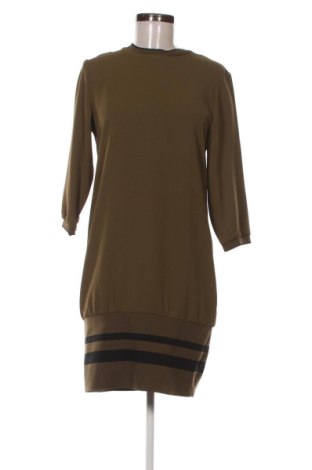 Рокля Sisley, Размер S, Цвят Зелен, Цена 42,01 €