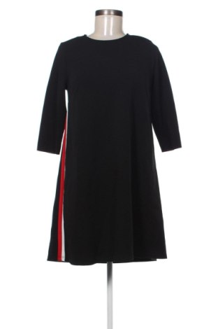 Kleid Stradivarius, Größe S, Farbe Schwarz, Preis 25,99 €