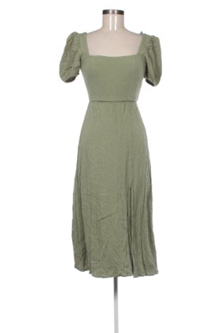 Kleid Stradivarius, Größe XS, Farbe Grün, Preis 19,97 €
