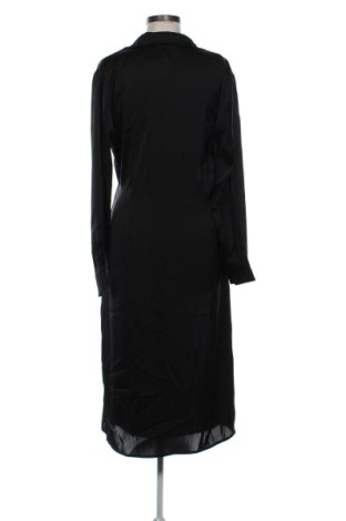 Kleid Stradivarius, Größe XL, Farbe Schwarz, Preis € 19,93