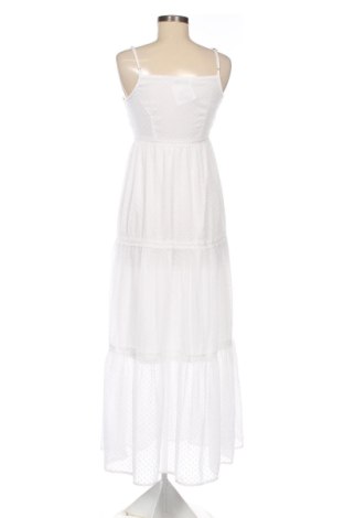 Φόρεμα Stradivarius, Μέγεθος M, Χρώμα Εκρού, Τιμή 19,93 €