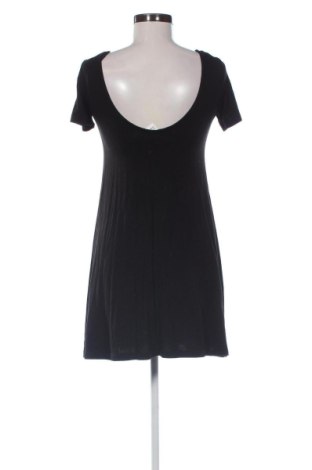 Рокля Stradivarius, Размер M, Цвят Сребрист, Цена 19,97 €