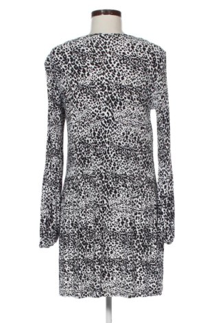 Rochie Stradivarius, Mărime M, Culoare Multicolor, Preț 123,99 Lei