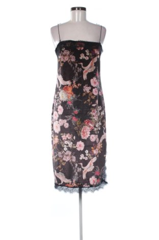 Рокля Stradivarius, Размер M, Цвят Многоцветен, Цена 20,00 €