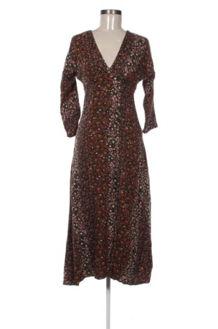 Рокля Stradivarius, Размер S, Цвят Многоцветен, Цена 20,45 €