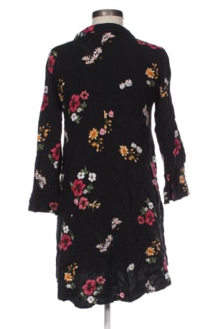 Šaty  Stradivarius, Veľkosť M, Farba Viacfarebná, Cena  23,95 €