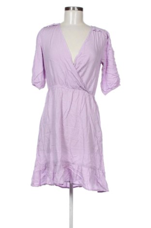 Kleid Sublevel, Größe M, Farbe Lila, Preis 25,99 €