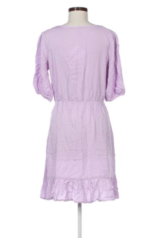 Kleid Sublevel, Größe M, Farbe Lila, Preis 25,99 €