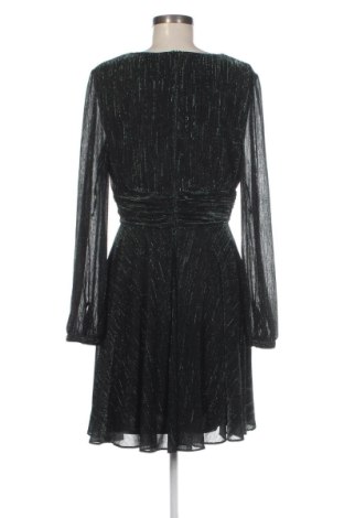 Kleid Swing, Größe M, Farbe Grün, Preis 147,99 €