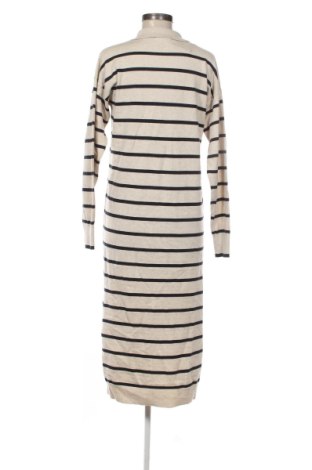 Рокля Tommy Hilfiger, Размер M, Цвят Многоцветен, Цена 57,77 €