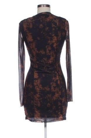 Kleid Trendyol, Größe M, Farbe Mehrfarbig, Preis 31,99 €