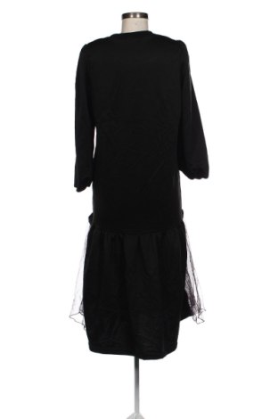 Ruha Unbranded, Méret M, Szín Fekete, Ár 10 049 Ft