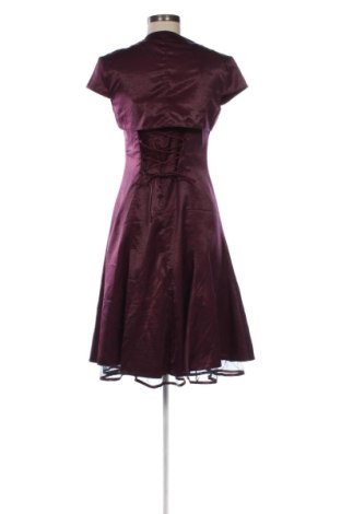 Ruha Unbranded, Méret M, Szín Piros, Ár 12 246 Ft