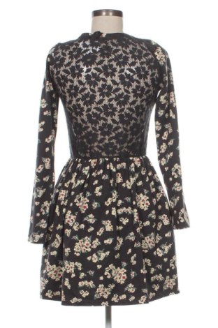 Рокля Pepe Jeans, Размер S, Цвят Многоцветен, Цена 42,43 €