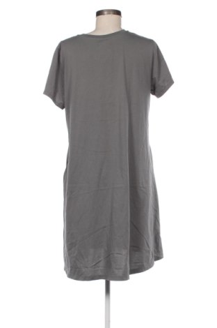 Рокля Uniqlo, Размер XL, Цвят Сив, Цена 25,05 €