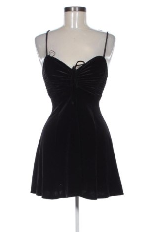 Рокля Urban Outfitters, Размер XS, Цвят Черен, Цена 25,05 €