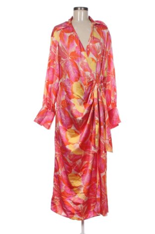 Kleid VILA, Größe M, Farbe Mehrfarbig, Preis 22,99 €