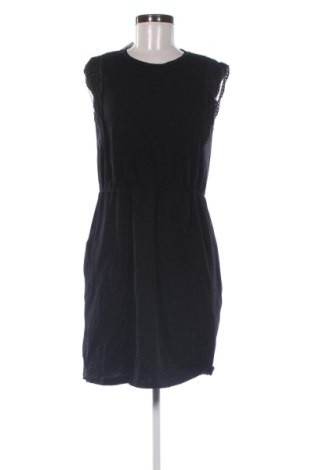Sukienka Vero Moda, Rozmiar M, Kolor Czarny, Cena 74,01 zł