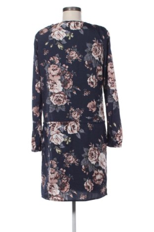 Kleid Vero Moda, Größe M, Farbe Mehrfarbig, Preis 17,99 €