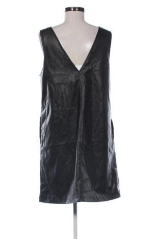 Kleid Vero Moda, Größe M, Farbe Schwarz, Preis 37,40 €