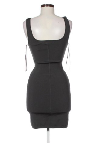 Kleid Zara, Größe M, Farbe Grün, Preis 17,99 €