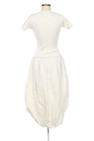 Kleid Zara, Größe M, Farbe Ecru, Preis 30,67 €