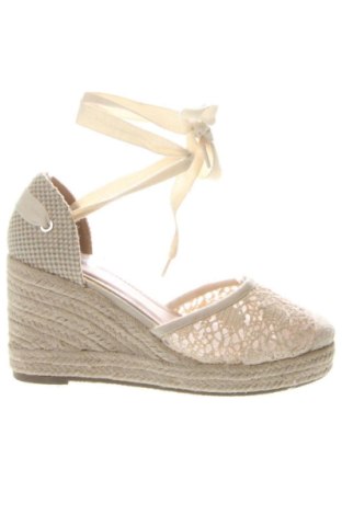 Szandálok Ideal Shoes, Méret 38, Szín Ekrü
, Ár 16 091 Ft
