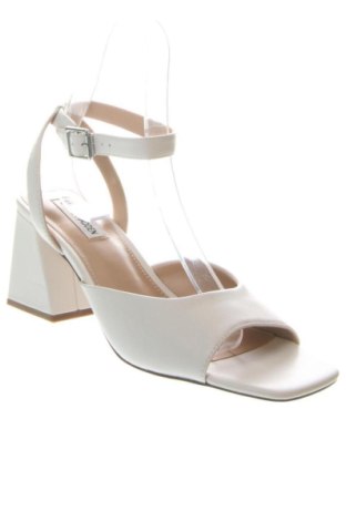 Sandály Steve Madden, Velikost 43, Barva Bílá, Cena  3 099,00 Kč
