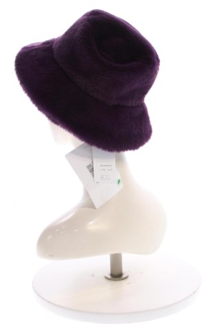 Căciulă 8 by YOOX, Culoare Multicolor, Preț 192,89 Lei