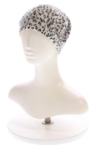 Căciulă Unbranded, Culoare Multicolor, Preț 37,00 Lei