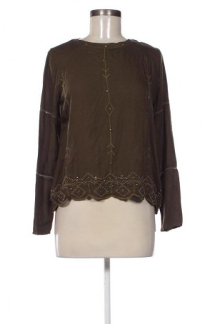 Дамска блуза Bershka, Размер S, Цвят Зелен, Цена 2,55 €