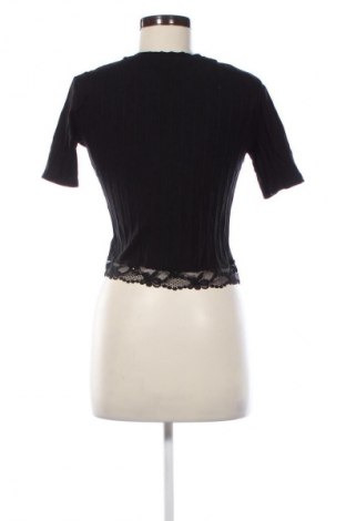 Dámská halenka Pull&Bear, Velikost S, Barva Černá, Cena  49,00 Kč