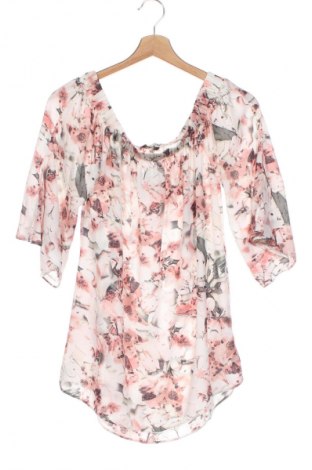 Дамска блуза Unbranded, Размер XS, Цвят Многоцветен, Цена 3,06 €