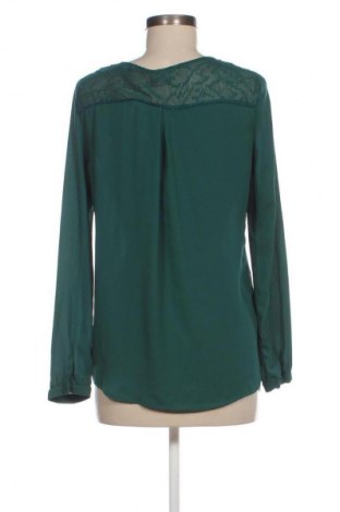 Damenbluse Version Feminin, Größe M, Farbe Grün, Preis 16,99 €