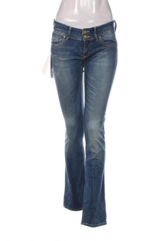 Дамски дънки Cross Jeans, Размер S, Цвят Син, Цена 3,06 €