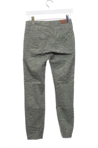 Дамски панталон Zara, Размер XS, Цвят Зелен, Цена 2,55 €