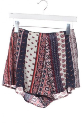 Пола - панталон Bershka, Размер XS, Цвят Многоцветен, Цена 2,04 €